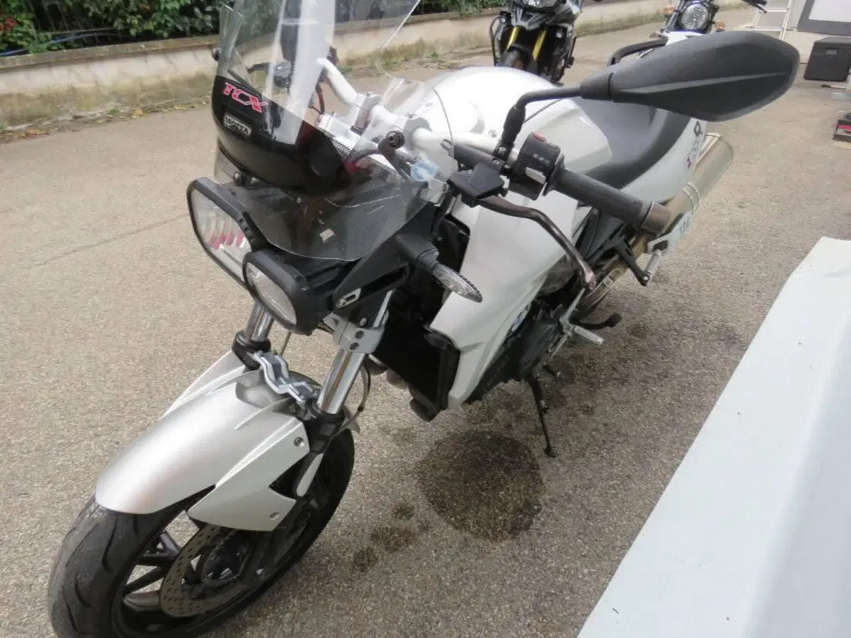 Bmw F 800 R (2012 - 14) (6)