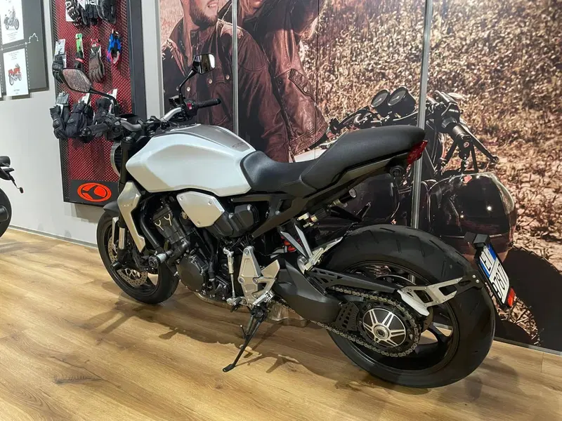 Honda CB 1000 R Neo Sport Cafè (2018 - 20) (4)
