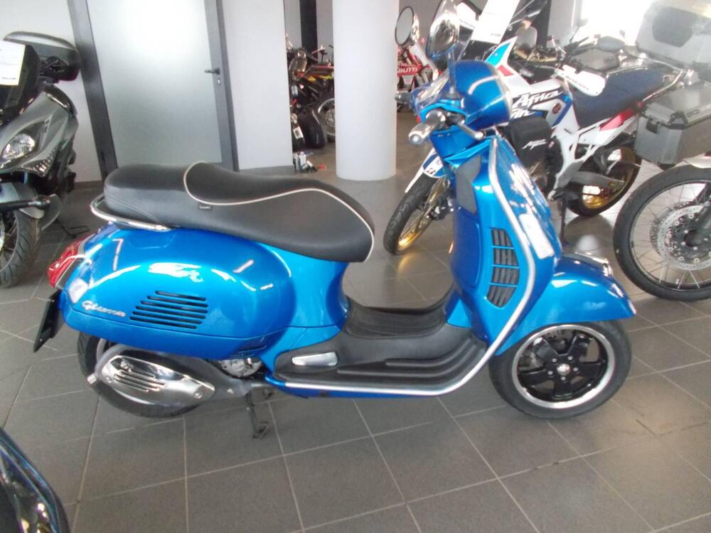 Vespa GTS 300 Super (2008 - 16) (2)