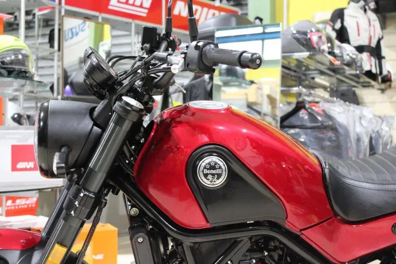 Benelli Leoncino 500 ABS (2017 - 20) (6)