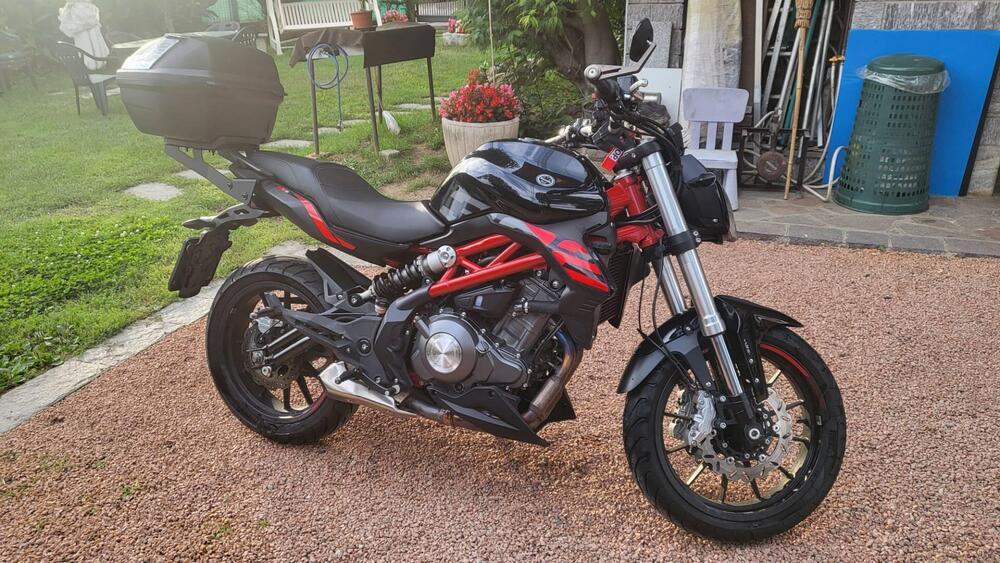 Benelli BN 302 S (2019 - 20) (2)