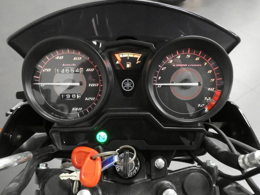 Yamaha YBR 125 (2014 - 17) (2)