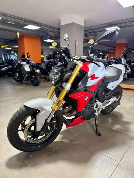 Bmw F 900 R (2021 - 24) (3)
