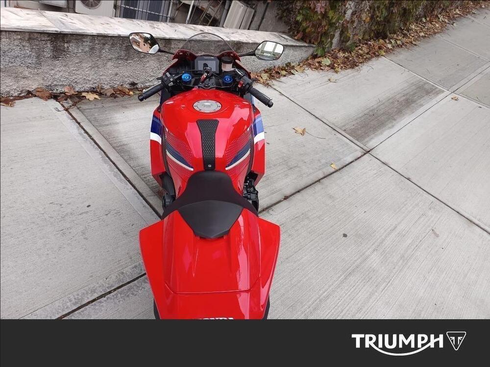 Honda CBR 600 RR (2024 - 25) (4)