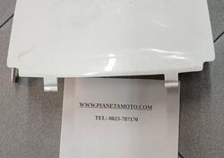 81141GJ2000ZD Coperchio porta oggetti SH 50 Honda