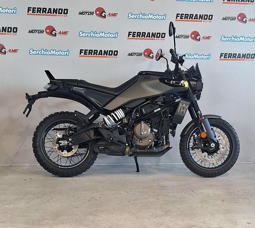 Husqvarna Svartpilen 401 (2024 - 25)