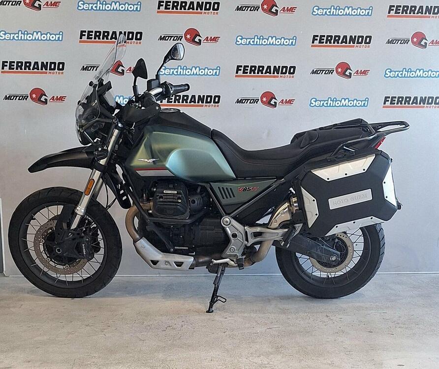 Moto Guzzi V85 TT (2021 - 23) (2)