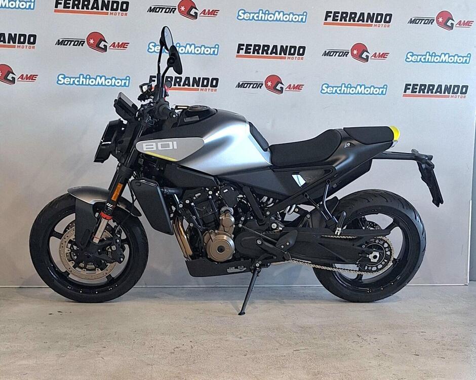 Husqvarna Vitpilen 801 L (2025) (3)