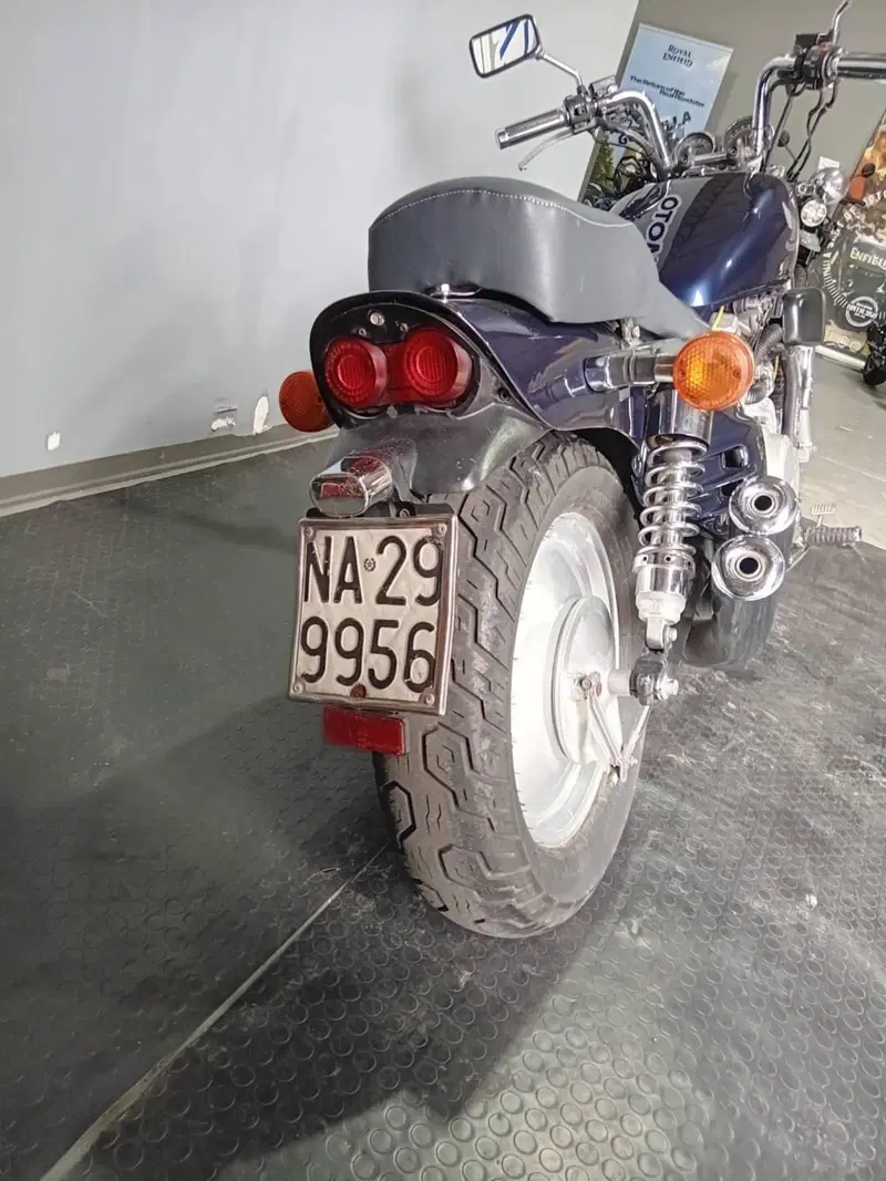 Honda VF 750 C (1985 - 01) (3)