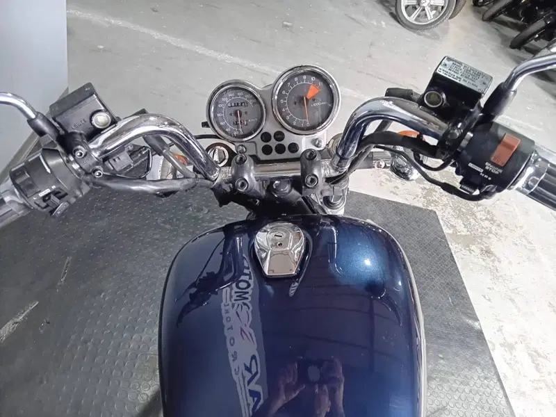 Honda VF 750 C (1985 - 01) (5)