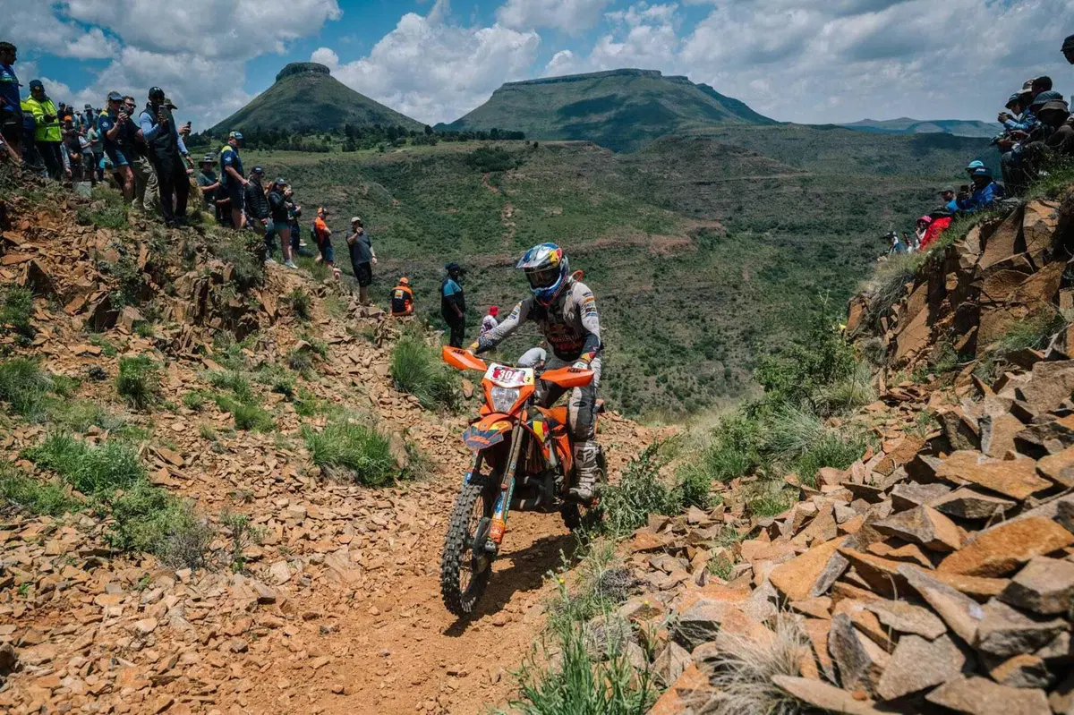 Mondiale Hard Enduro. #7 Roof of Africa. Dopo Lettenbichler, James Moore, Rigo Racing: vittoria e Ti