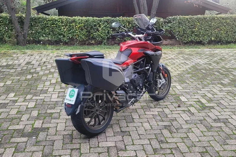 MV Agusta Turismo Veloce 800 (2017 - 2019) (5)