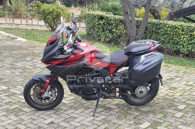 MV Agusta Turismo Veloce 800 (2017 - 2019) (12)