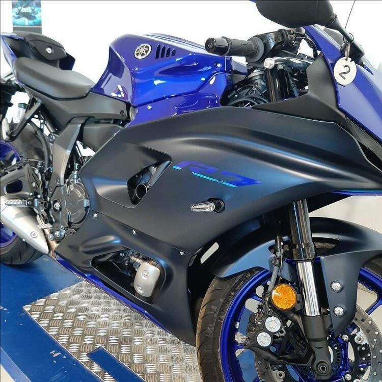 Yamaha YZF R7 (2021 - 25) (5)