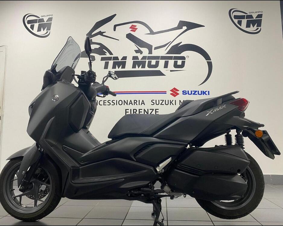 Yamaha X-Max 300 Tech Max (2025) (4)