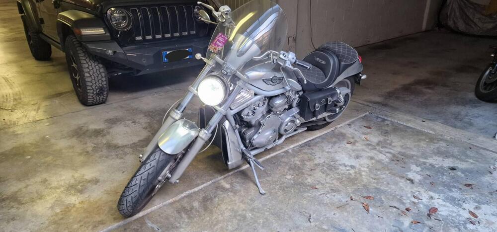 Harley-Davidson 1130 V-Rod (2002 - 05) - VRSCA (2)