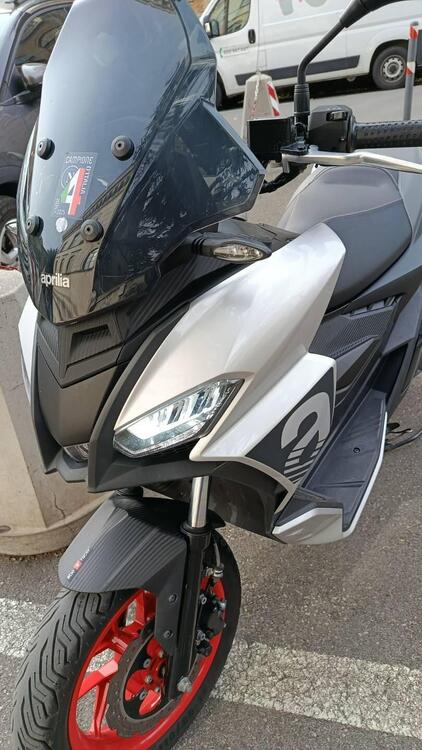 Aprilia SR 125 Motard (2012 - 16) (5)