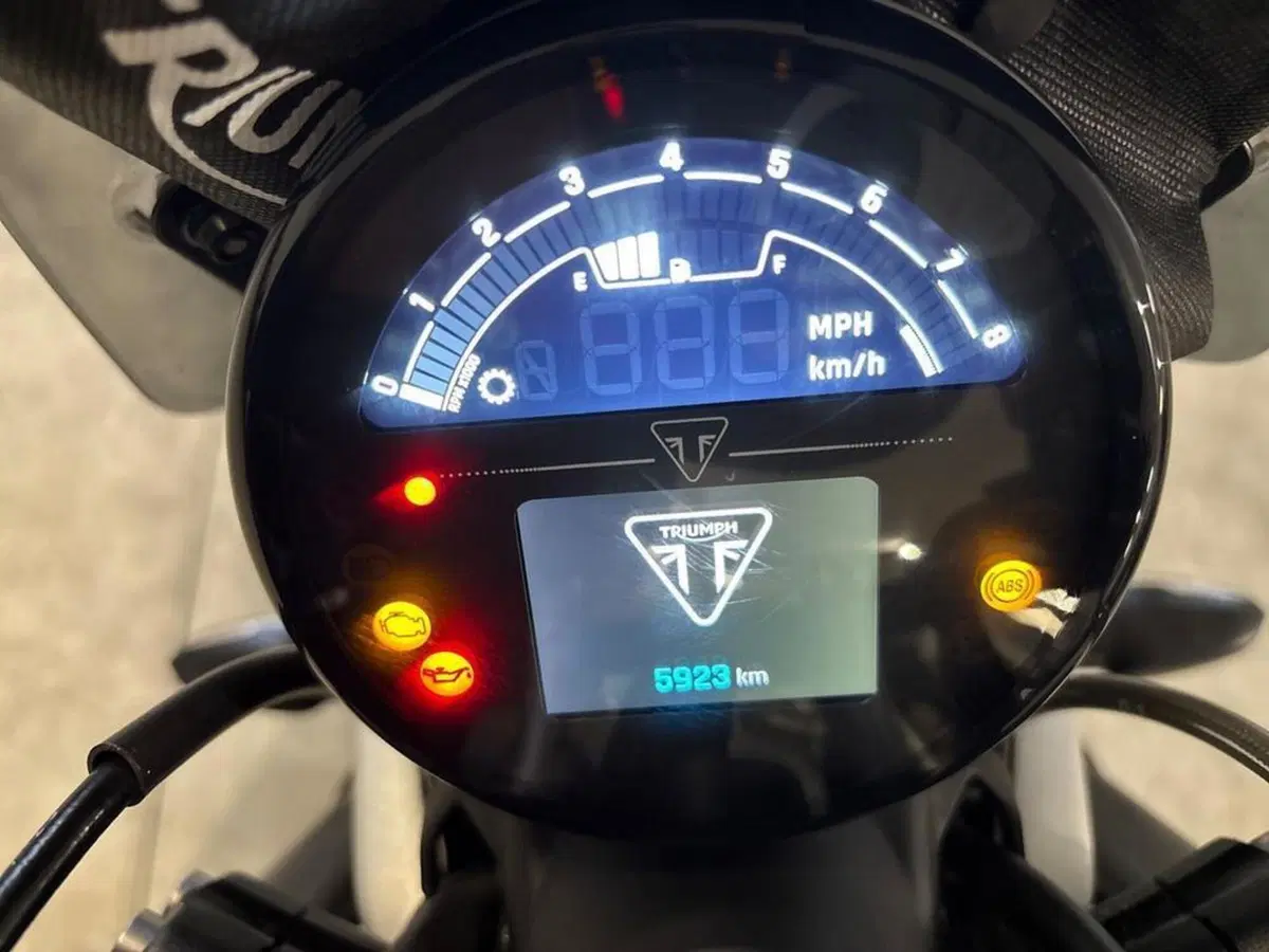 Triumph Scrambler 1200 X (2024 - 26) (8)
