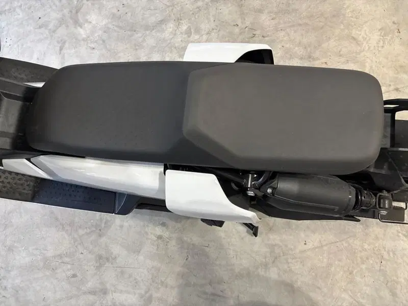 Bmw CE 04 (2021 - 25) (9)