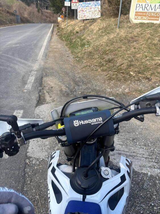 Husqvarna TC 125 (2022) (4)