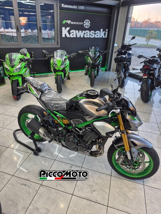 Kawasaki Z 900 SE (2025 - 26) (4)