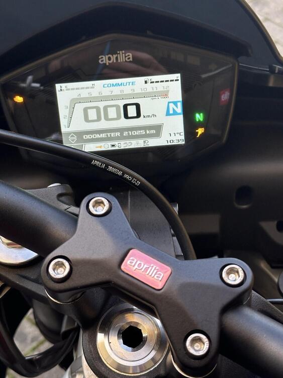 Aprilia Tuono 660 Factory (2022 - 24) (4)