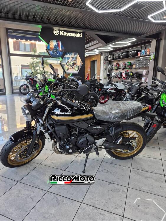 Kawasaki Z 650 RS (2025 - 26) (2)