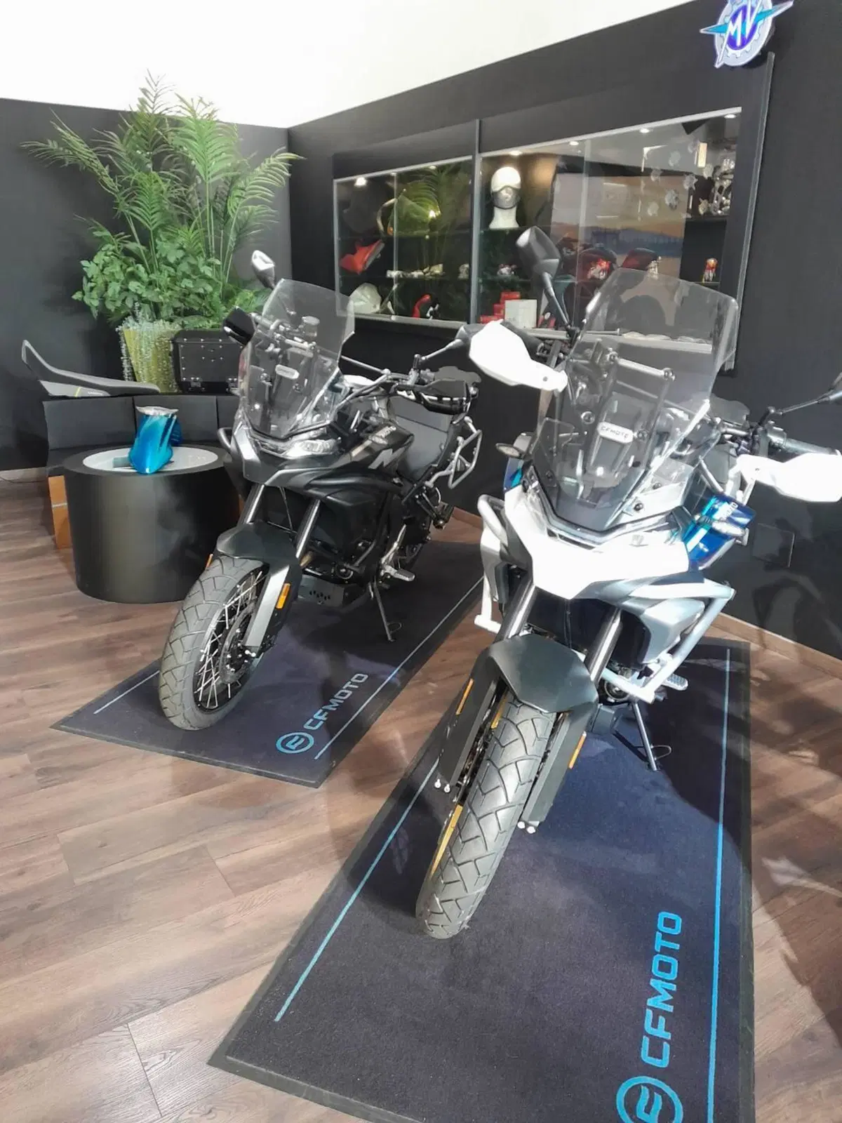 CFMOTO 700MT Adventure (2025 - 26) (2)