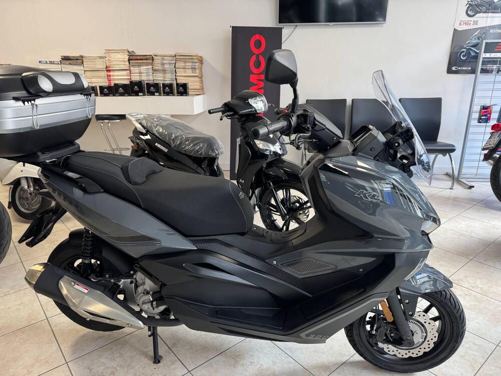 Kl Brera 300 (2022 - 25) (2)