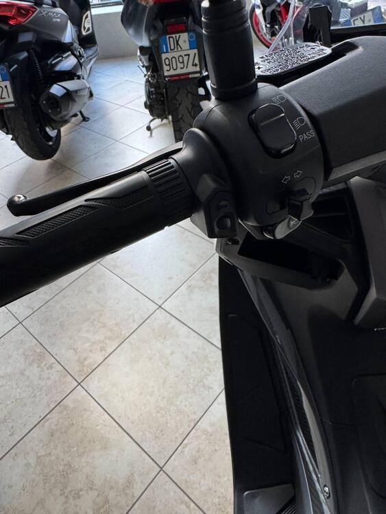 Kl Brera 300 (2022 - 25) (5)