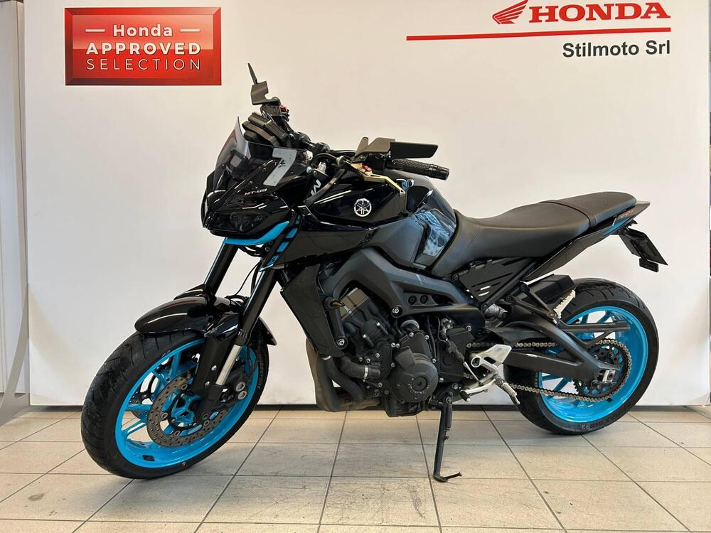 Yamaha MT-09 (2017 - 20) (3)