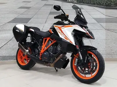 KTM 1290 Super Duke GT (2021) usata