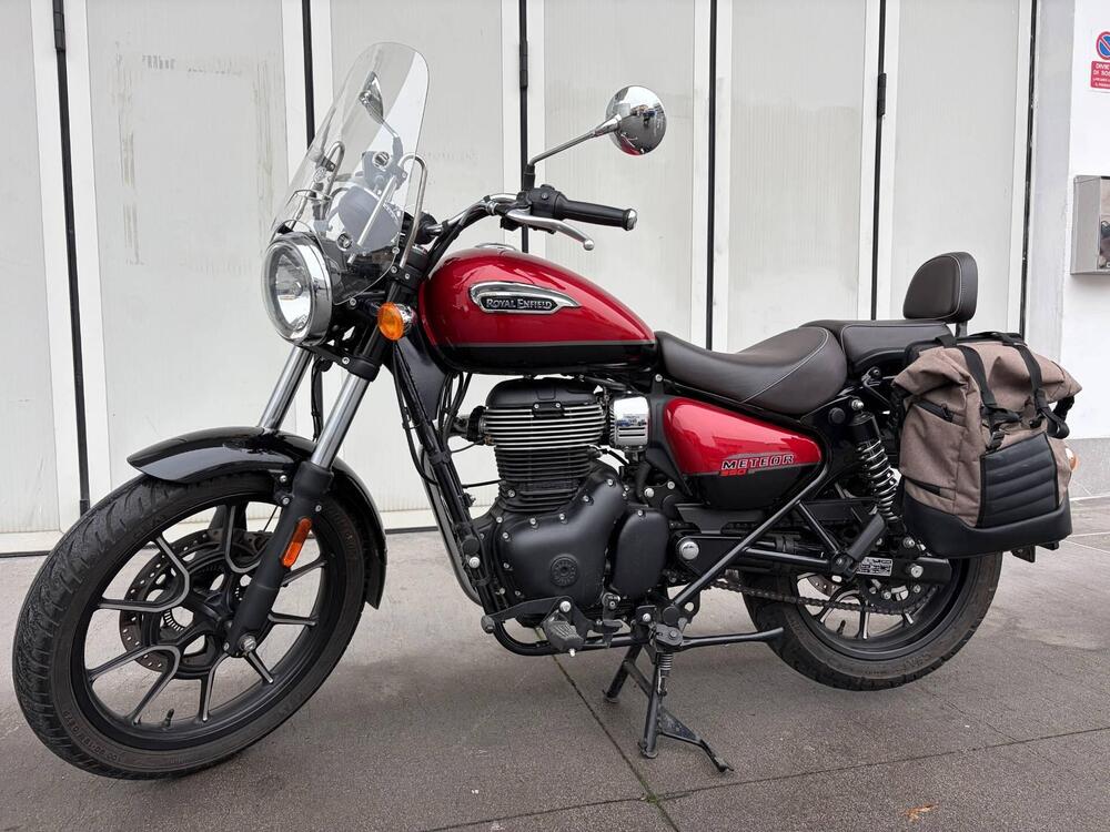 Royal Enfield Meteor 350 Supernova (2021 - 25)