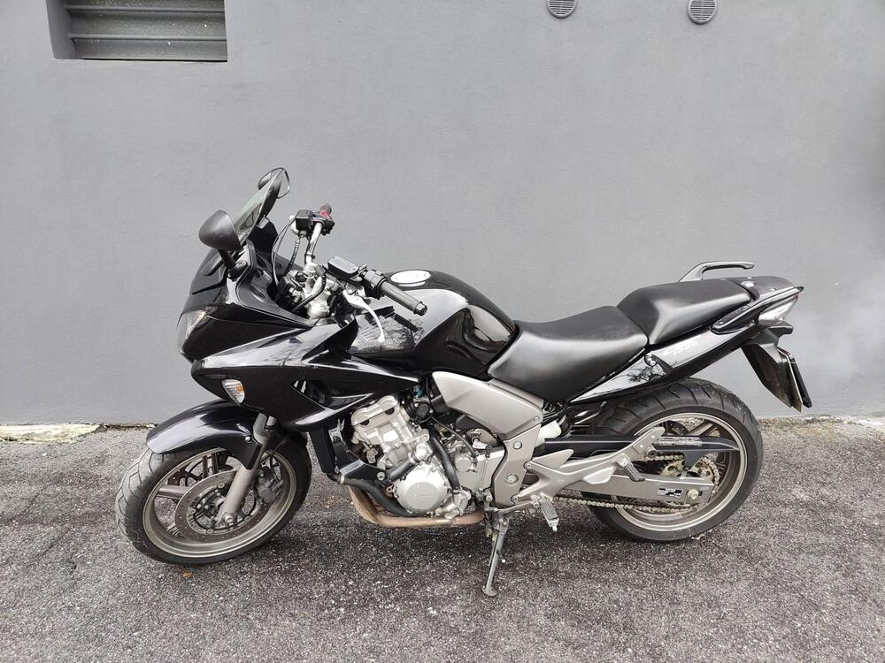 Honda CBF 1000 F (2010 - 13) (3)