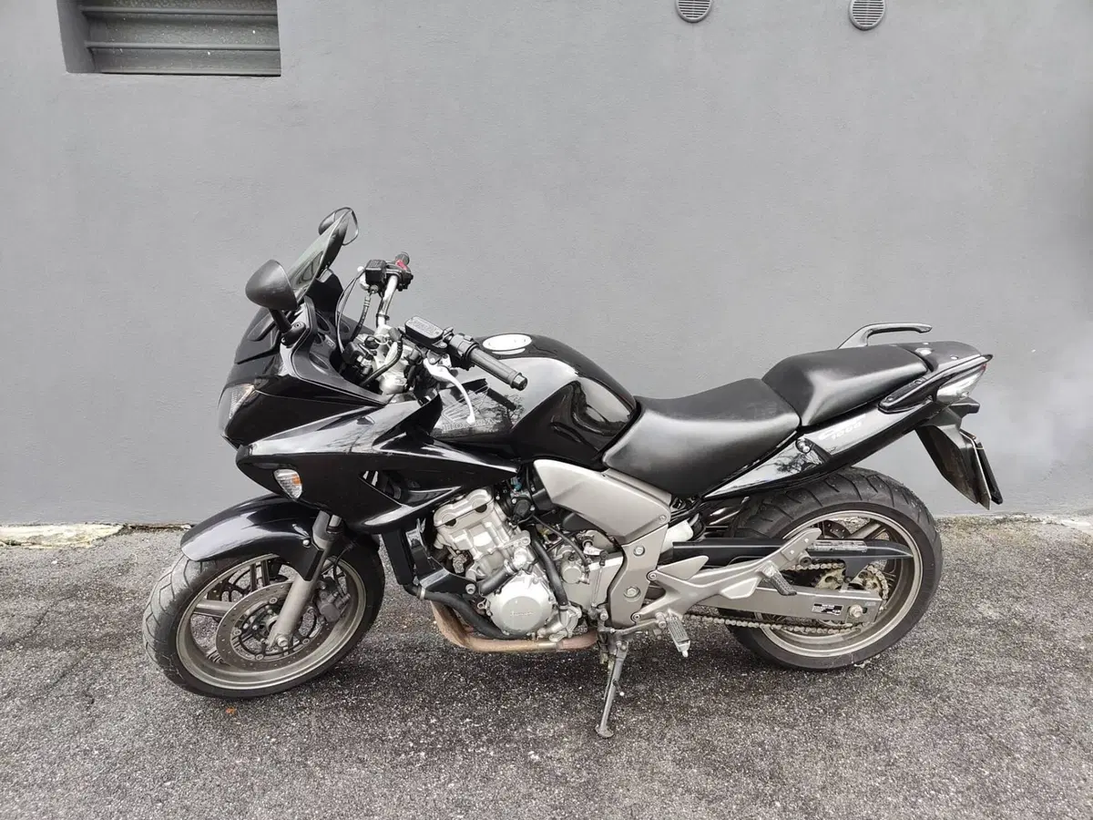 Honda CBF 1000 F (2010 - 13) (3)