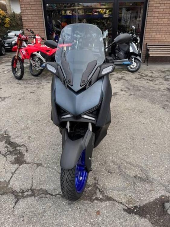 Yamaha X-Max 300 (2021 - 24) (4)