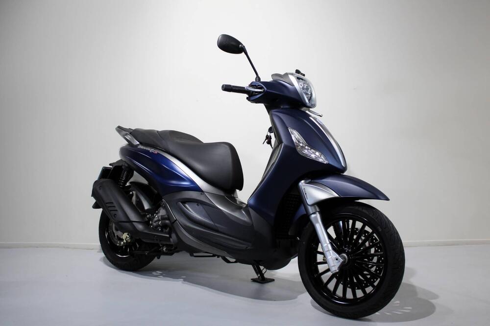 Piaggio Beverly 300 S i.e. ABS-ASR (2016 - 20) (2)