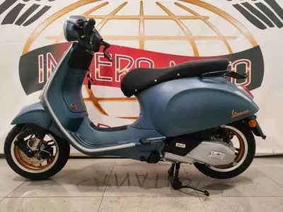 Vespa Primavera 150 Officina 8 (2026) nuova