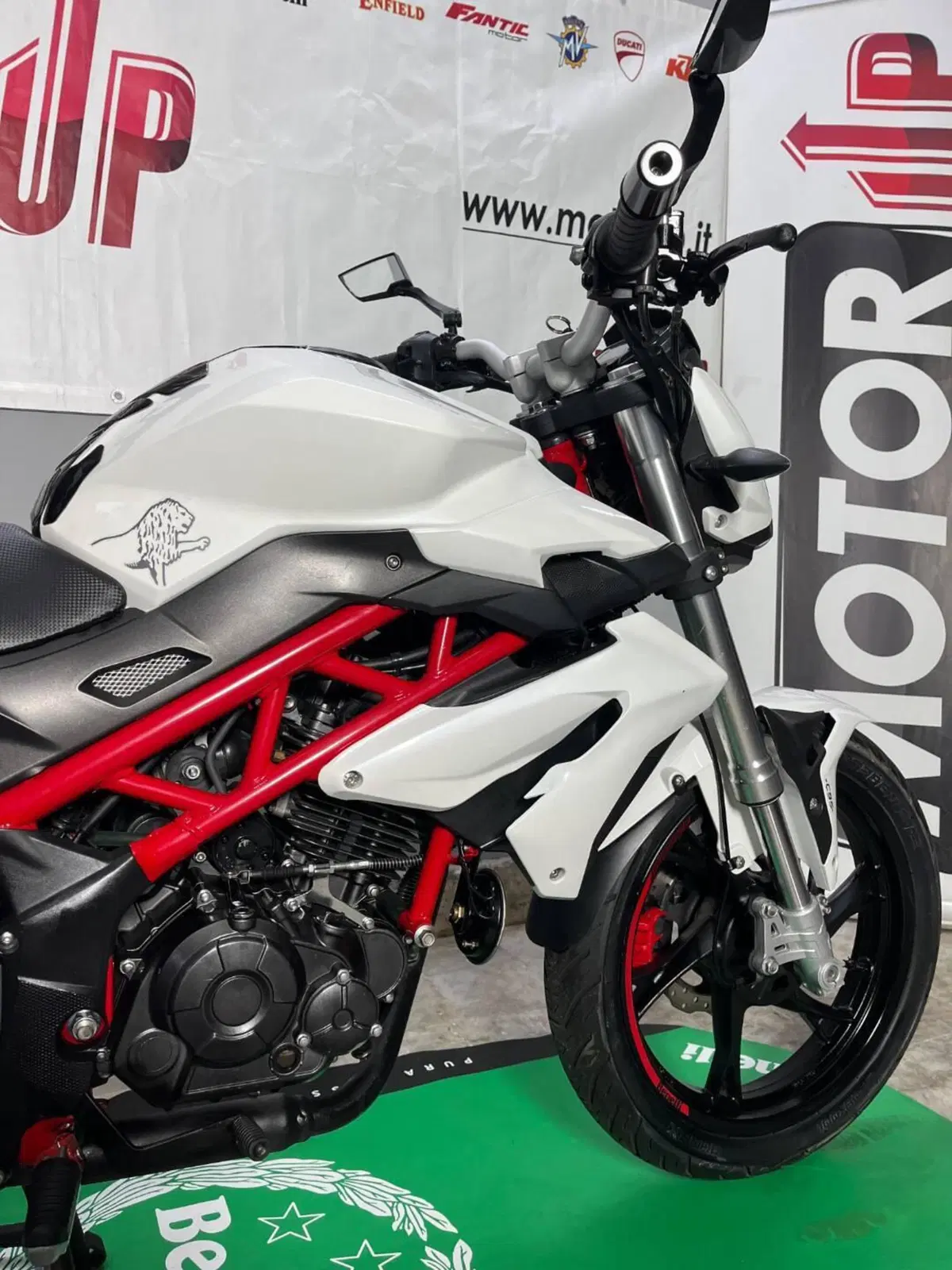 Benelli BN 125 (2018 - 20) (5)
