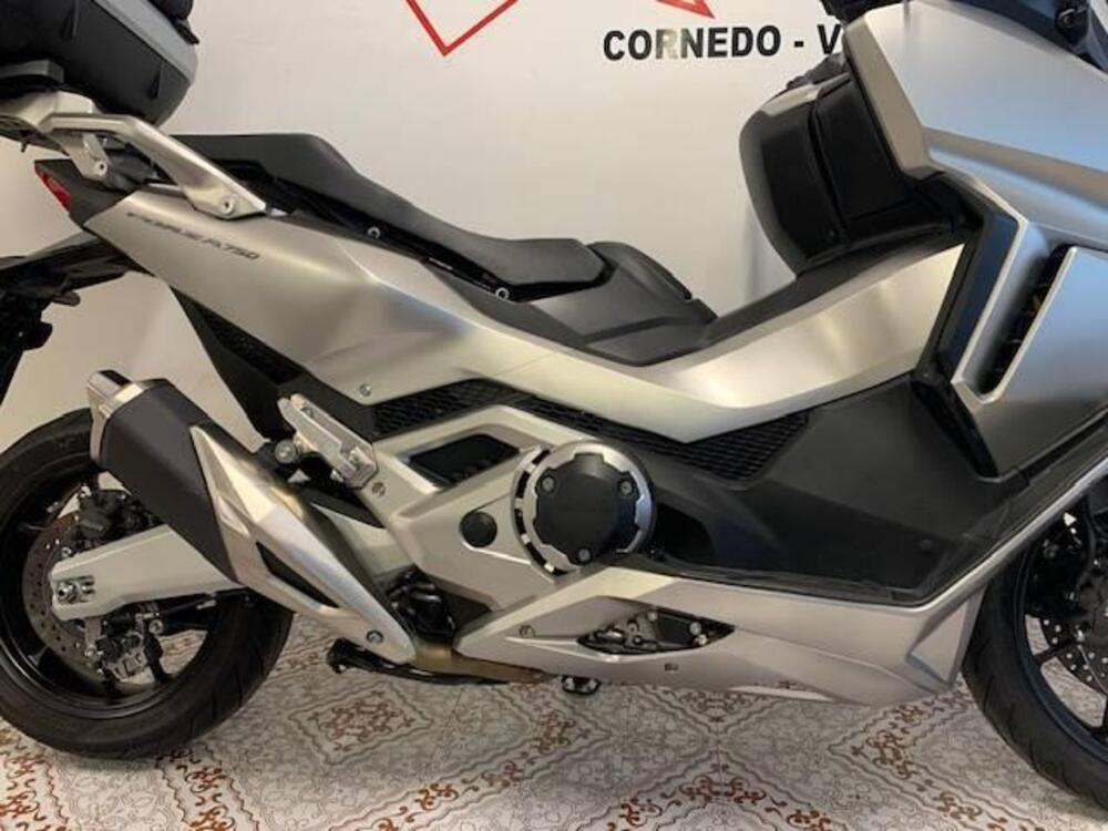 Honda Forza 750 DCT (2021 - 24) (3)