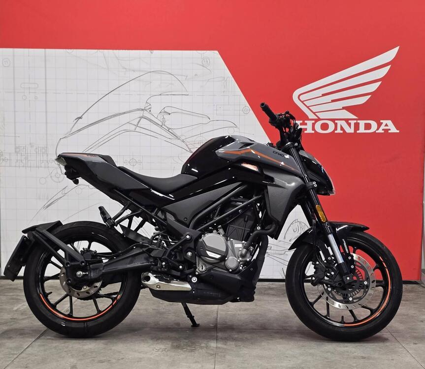 CFMOTO 300NK (2021 - 25) (3)