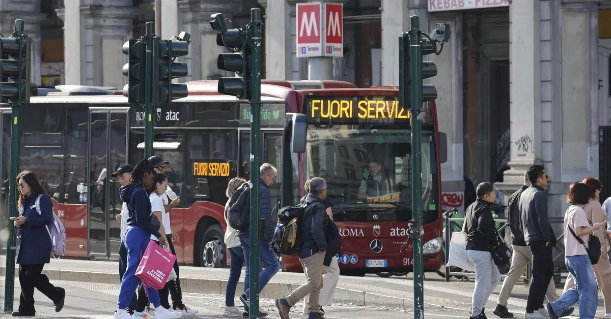 Sciopero generale 28 novembre: treni fermi 24 ore, aerei e autostrade a rischio