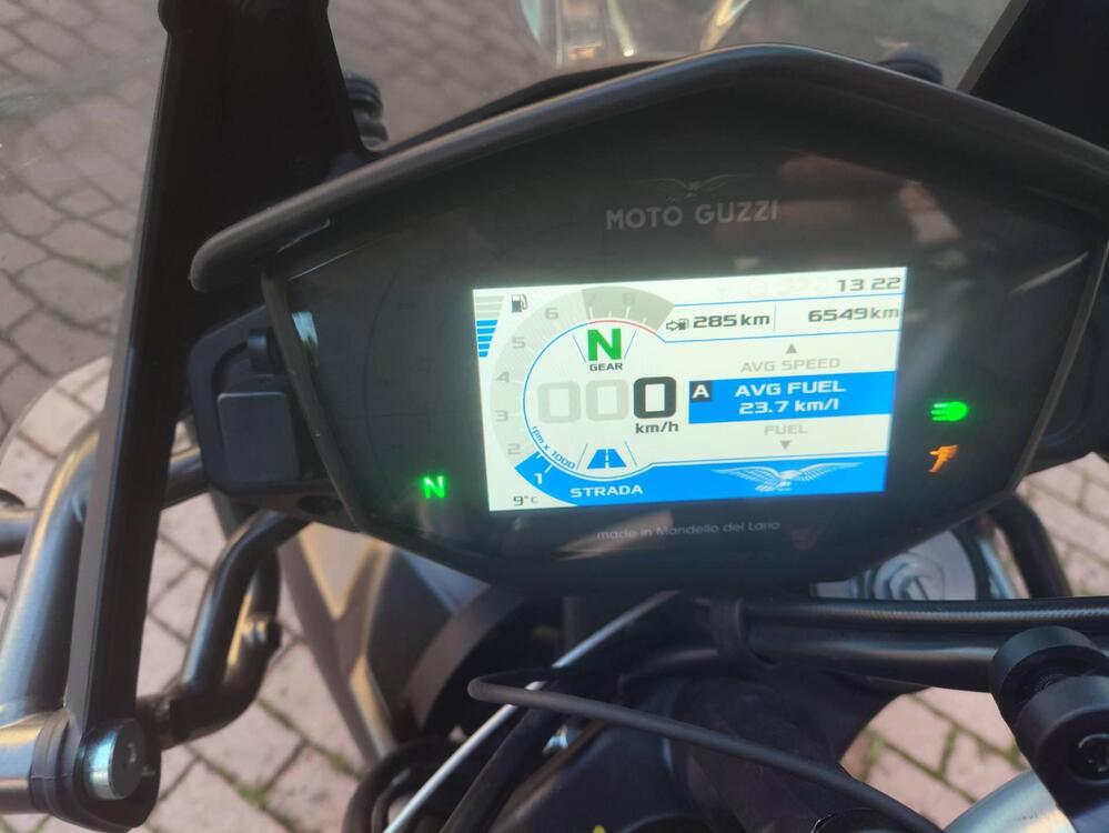 Moto Guzzi V85 TT (2021 - 23)