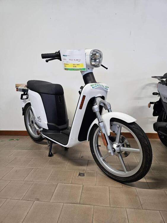 Askoll eS2 1.4 City (2024 - 25) (2)