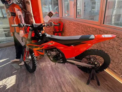 KTM 250 SX-F (2026) nuova