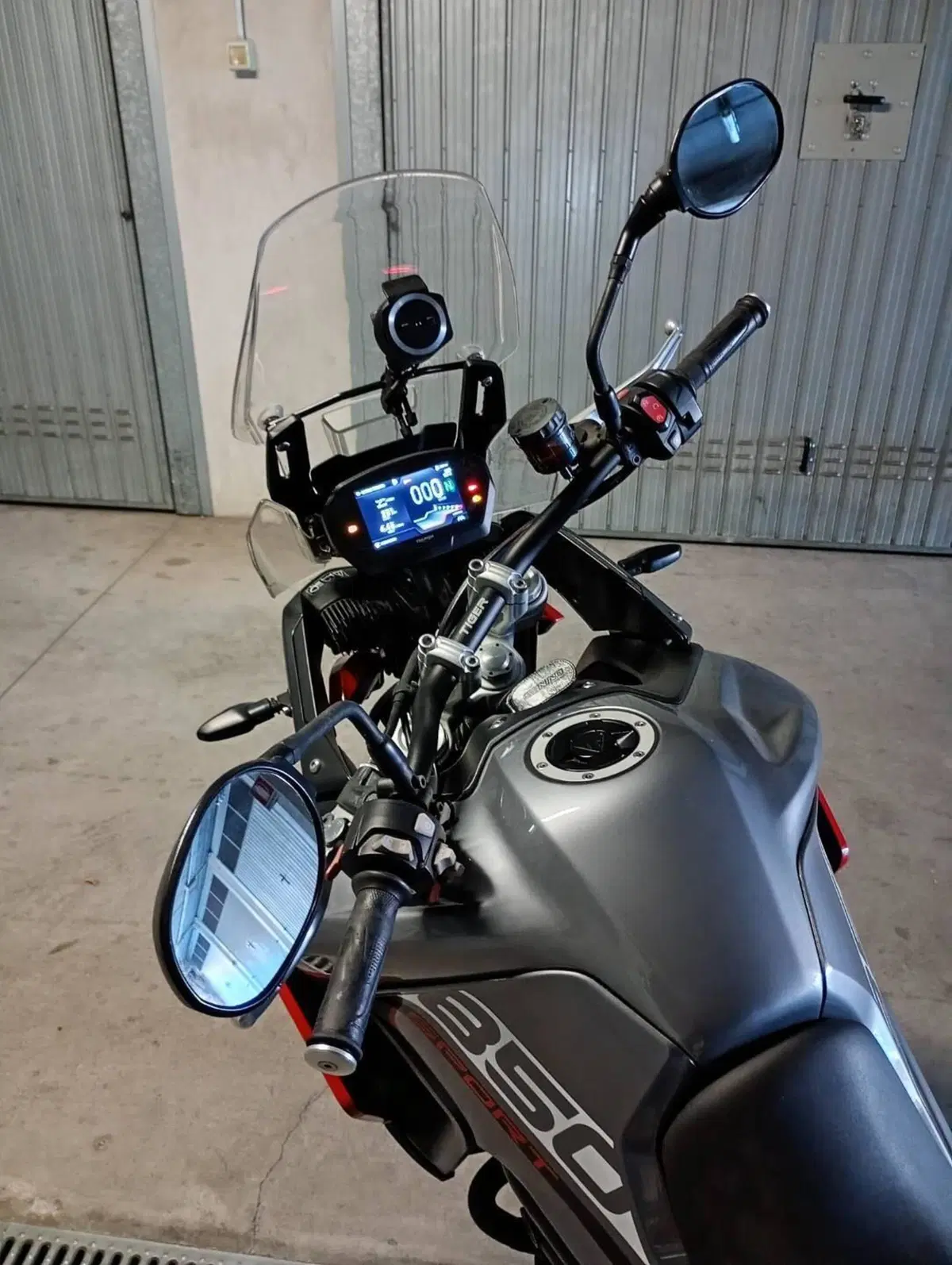 Triumph Tiger 850 Sport (2021 - 25) (2)