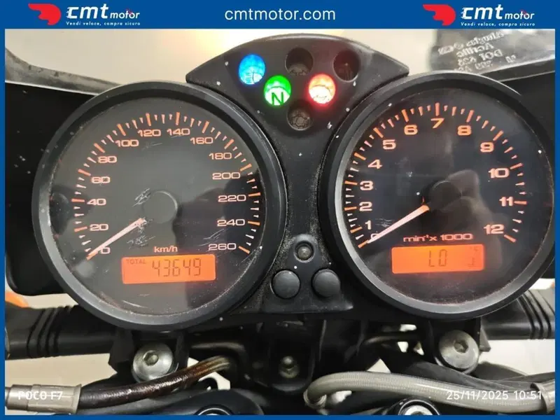 Ducati Monster 695 (2006 - 08) (4)