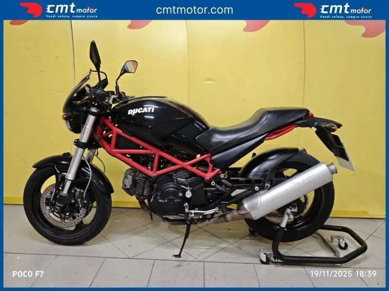Ducati Monster 695 (2006 - 08) (3)