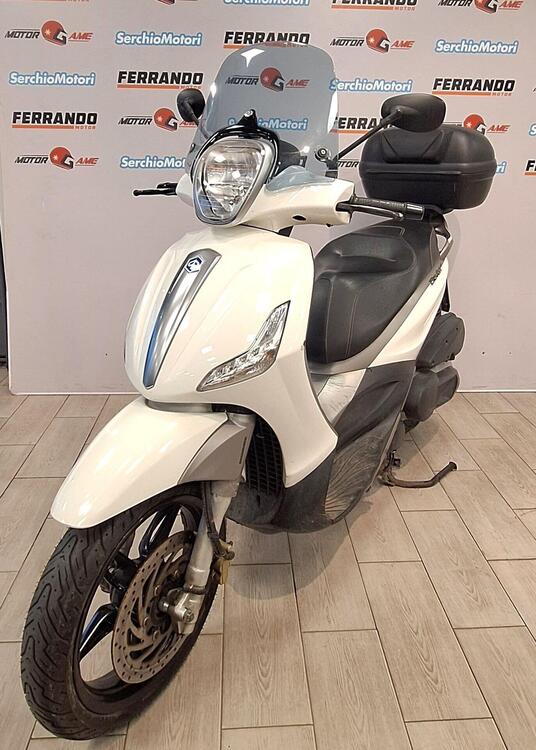 Piaggio Beverly 350 SportTouring ie (2011 - 15) (3)
