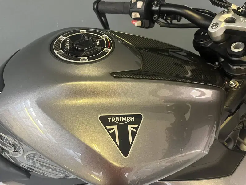 Triumph Street Triple 765 RS (2023 - 26) (12)